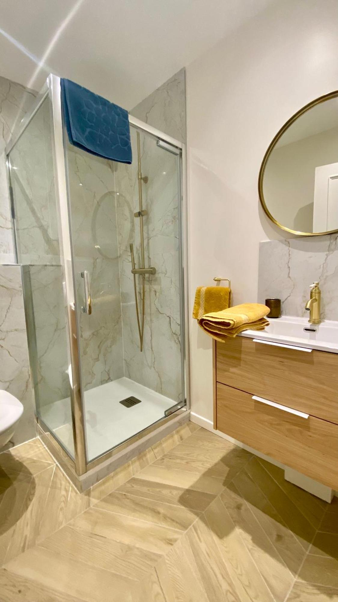 Appartement Apollinaire Au Coeur De Lorient Dış mekan fotoğraf